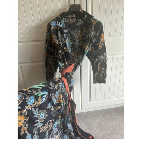DVF dress small medium beautiful