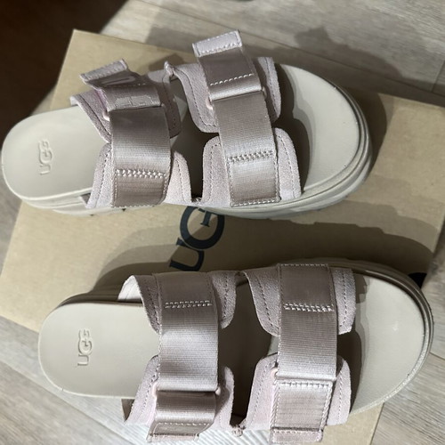 Ugg leather platform sandals size 39, pink