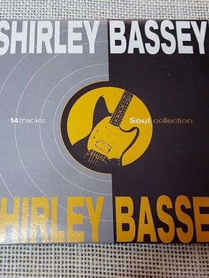 Shirley Bassey CD used, jazz