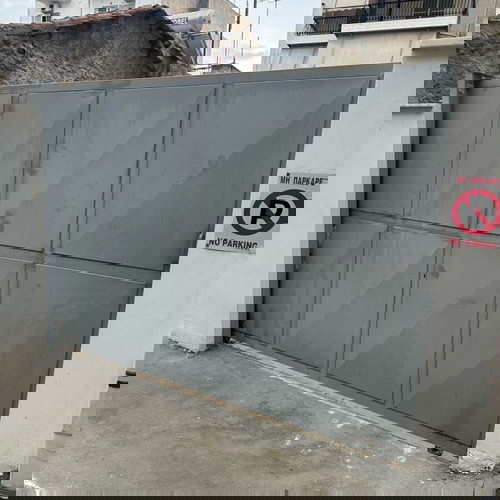 Sliding garage door 2x3 galvanized painted in excellent condition