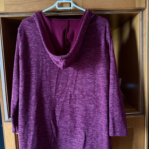 Knitted burgundy cardigan with hood new without buttons or zipper