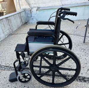 Αναπηρικό αμαξίδιο