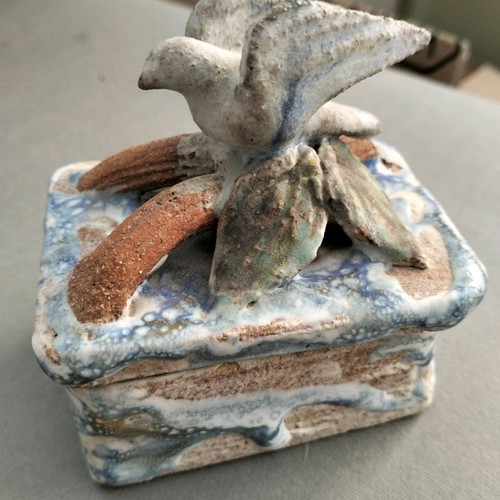 Set of 4 used jewelry boxes made of porcelain and ceramic