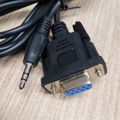 Female stereo cable new 1.80m length