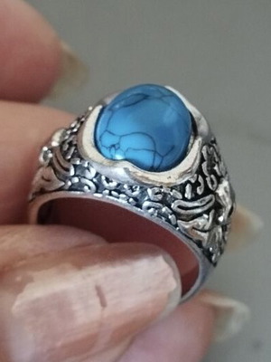 Turquoise stone ring retro style, like new, silver color