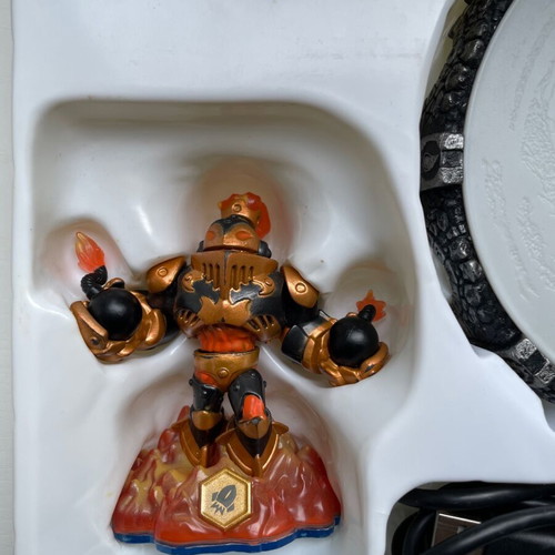 Xbox 360 Skylanders Swap Force Starter Pack used with 3 figures and game