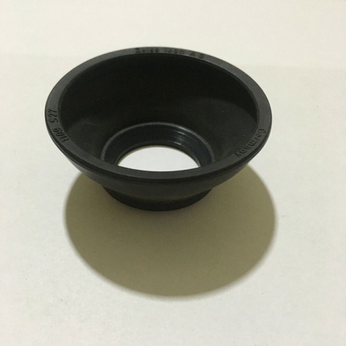 Zeiss Ikon S27 27mm rubber lens hood used