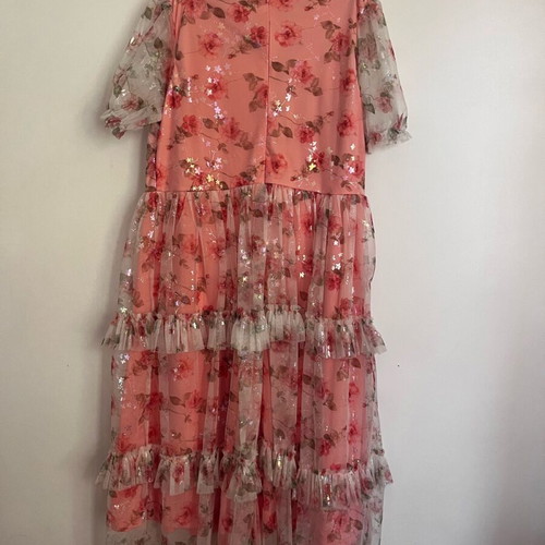 Girls' dress new pink with flowers and ballon sleeves for age 12