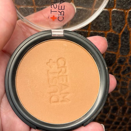 Bronzing powder and dust & cream eyeshadow used