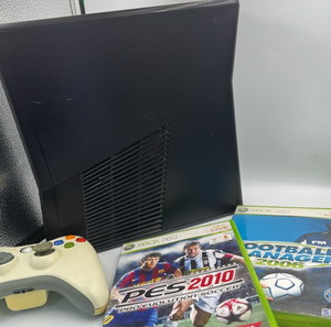 Xbox 360 S + Χειριστήριο + Games