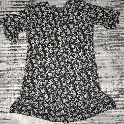 Women’s dress like new, summer floral pattern, size S