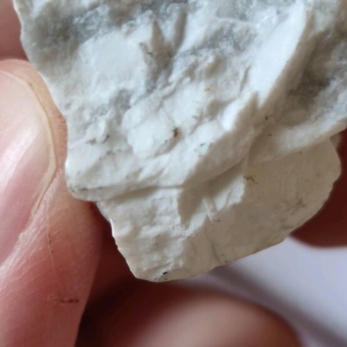 Howlite new