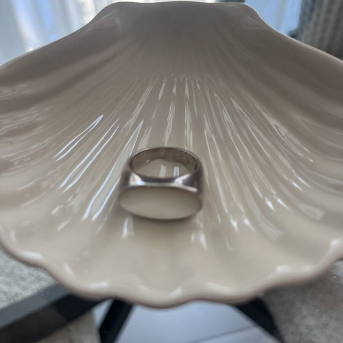 925 Silver Ring with Mother of Pearl like new