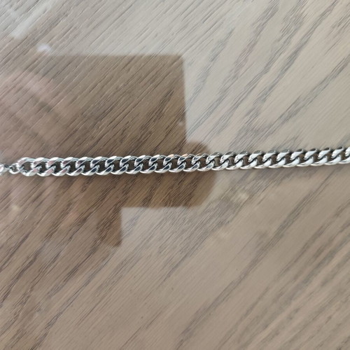 Men's bracelet chain made of nickel like new, silver color