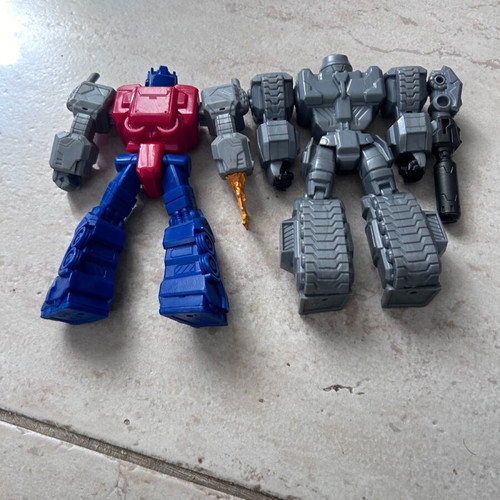 Transformers rare set of 2 new figures