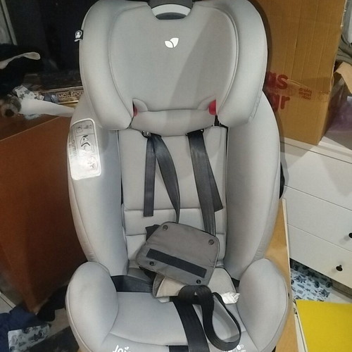 Joie Every Stage FX car seat like new