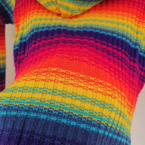 Women's jersey with hood like new, multicolor, size Small