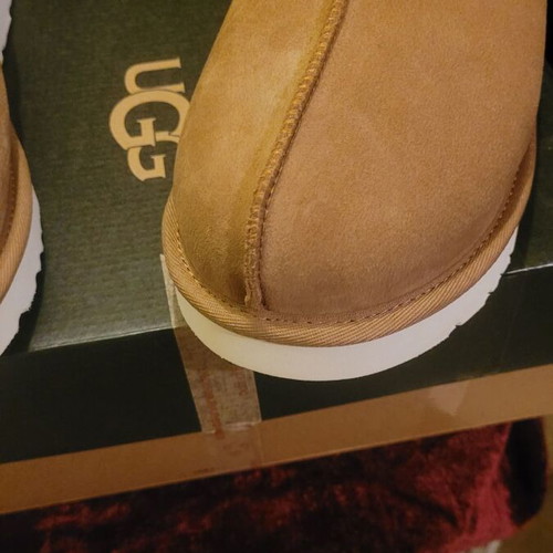 Ugg Tasman slippers size 45 new, brown and yellow