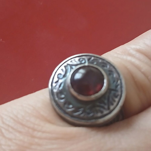 Large solid 950 silver ring with Granada cabochon, 16 mm