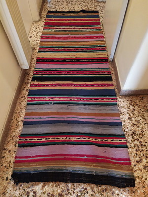 Woven rag rug like new, 2.68 x 0.85 m, multicolored