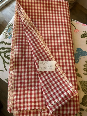 Cotton checkered fabric red and white, 85cm x 3m