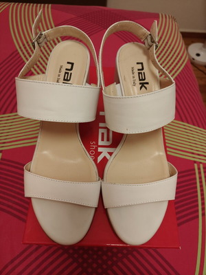 Nak white leather sandals like new, heel height 8 cm, size 41