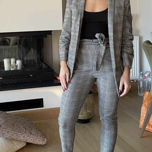 Checked jacket and trousers set like new, black and grey