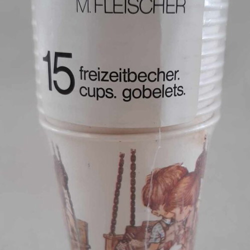 Sarah Kay paper cups new, pack of 15 pieces