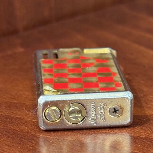 Mini Maxi Lady Lighter used