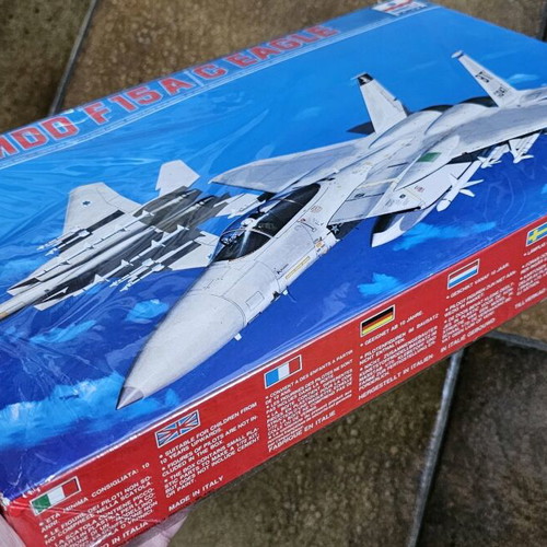 Μοντέλο McDonnell Douglas F-15A/C Eagle πλαστικό 1:72 καινούργιο