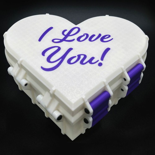 Valentine Heart Box rugged style new size 16x14x6