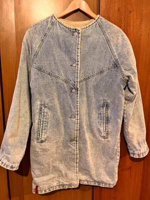 Salt and pepper denim coat like new with fur lining