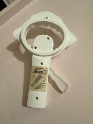 Shark handheld fan used with small scratch