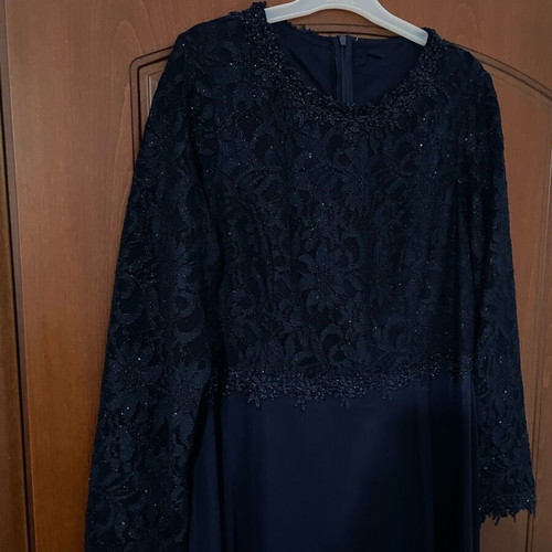 Women's blue dress XXL like new with details