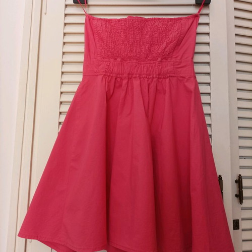 Strapless coral dress used, size Medium 28