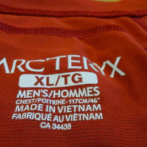 Arc'teryx Men's Shirt XL used, red