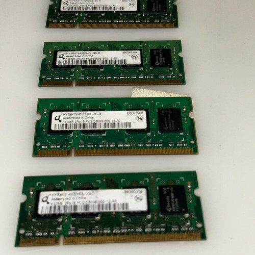 Hynix 4x 512MB DDR2 SO‑DIMM PC2‑4200S used, total 2GB