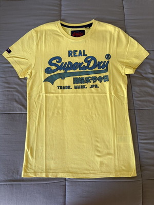 Superdry T-shirt yellow size small like new