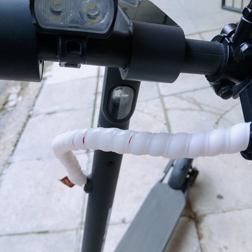 Xiaomi Electric Scooter 4 Lite with extras