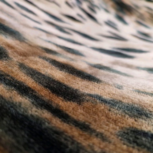 Blanket with leopard motif Dolan like new