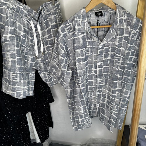Fendi men's cotton and linen set with shorts and short-sleeve shirt new