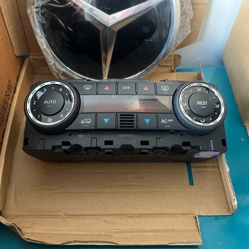 Mercedes w169 air conditioning like new A1698300685 A1698300686