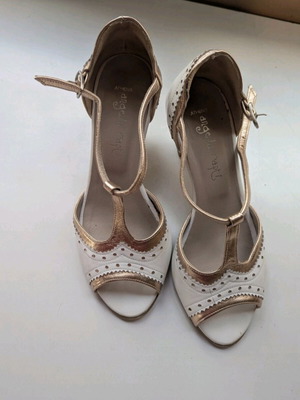 Peep toe sandals used, handmade by Angela Rapti, white and gold