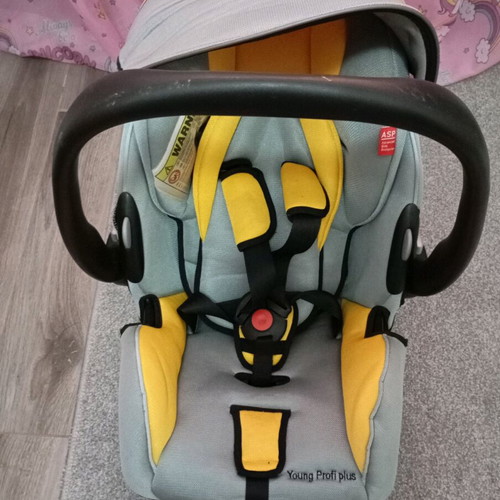 Car seat up to 13kg like new