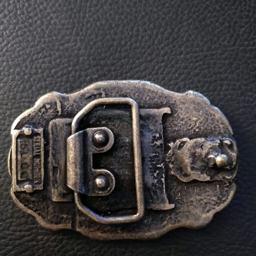 Duck belt buckle new, size 8x6cm