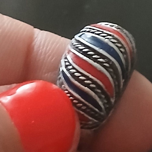 Ring with enamel and 925 silver, like new, 16mm