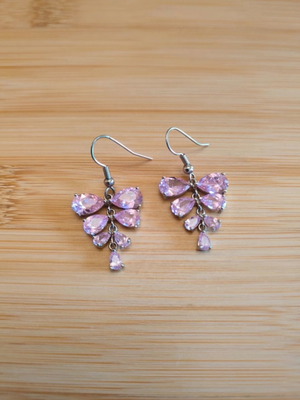 Earrings like new