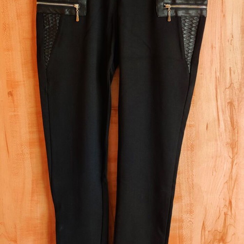 Black leggings medium with silver zippers and faux leather details like new