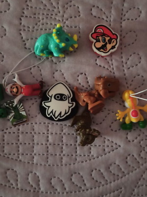 Kinder figures set of 8 new