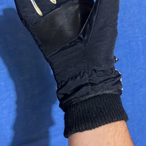 Men's winter gloves like new, waterproof with inner lining